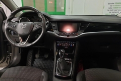 Opel Astra ST 1.6 BiCDTi 100 kW interiér