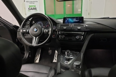 BMW M3 317 kW DCT interiér