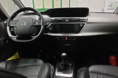 Citroën Grand C4 Picasso 2.0 HDI 110 kW Shine 7 míst interiér
