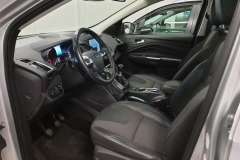 Ford Kuga 2.0 TDCI 110 kW 4x4 Titanium 2016 interier