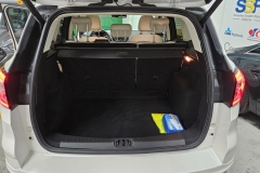 Ford Kuga 2.0 TDCi 110 kW 4x4 Vignale 4