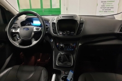 Ford Kuga 2.0 TDCI 110 kW Individual palubka