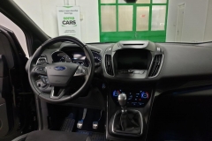 Ford Kuga 2.0 TDCi 110 kW ST-line interiér