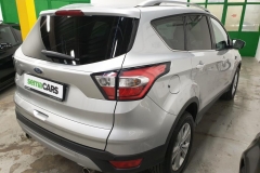 Ford Kuga 2.0 TDCi 110 kW Titanium zadek