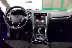 Ford Mondeo 2.0 TDCi 110 kW Aut. Titanium palubní deska