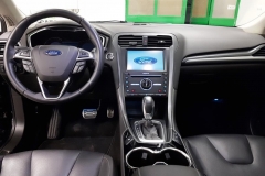Ford mondeo 2.0 TDCi 2015 cockpit