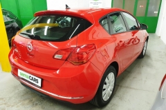 Opel Astra 1.4i 74kW CZ zadek
