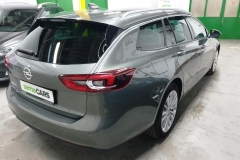 Opel Insignia 2.0 CDTi 125 kW AT8 Business 2