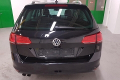 Volkswagen Golf 2.0 TDI 110 kW DSG Lounge 2015 zadek