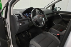 Volkswagen Touran 2.0 TDI 103 kW Comfortline 2014 palubní deska